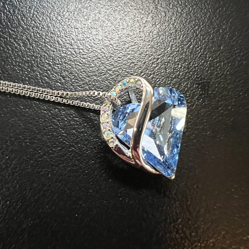 Blue Crystal Heart Necklace Silver Tone Clear Crystal Accents‎ Valentines Day